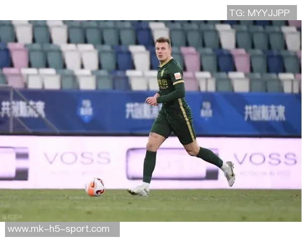 梅米舍维奇即将加盟青岛西海岸引发球迷热议原河北国安外援新动向