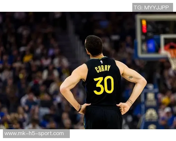 罚球不超过一次仍能砍下30分的球员统计库里克莱领先CJ欧文表现不俗 罚球不超过一次仍能砍下30分的球员统计库里克莱领先CJ欧文表现不俗